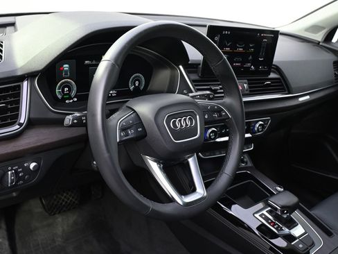 Used 2022 Audi Q5 e Prestige image 11