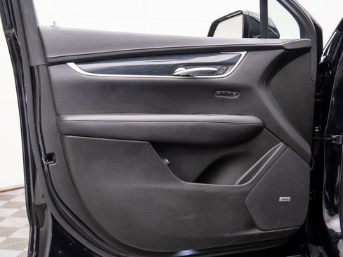 Certified 2022 Cadillac XT5 Premium Luxury image 15