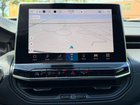 New 2026 Jeep Compass Limited AWD/4WD image 18