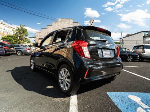 Used 2021 Chevrolet Spark LT FWD image 5