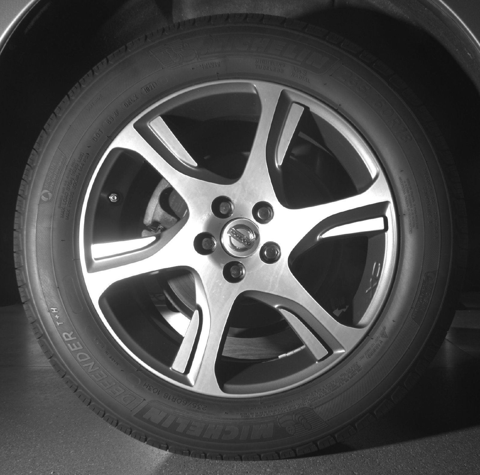 Used 2015 Volvo XC60 T6 AWD/4WD image 15