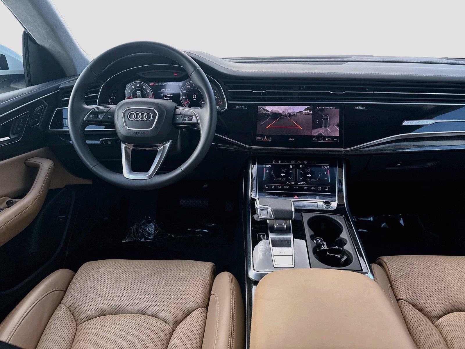 Used 2023 Audi Q8 Prestige AWD/4WD image 23