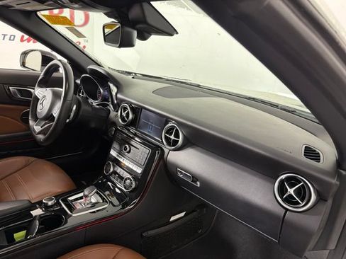 Used 2020 Mercedes-Benz SLC 43 AMG image 18