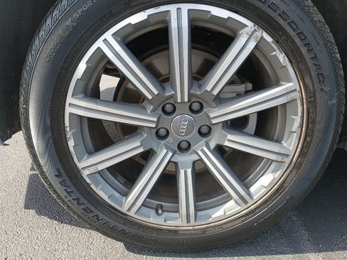 Used 2019 Audi Q7 3.0T Prestige w/ Prestige Package AWD/4WD image 11