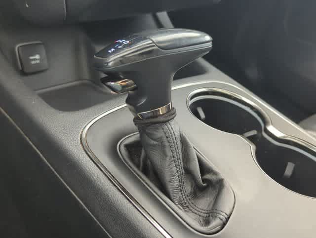 Used 2019 Dodge Durango R/T w/ Blacktop Package AWD/4WD image 36