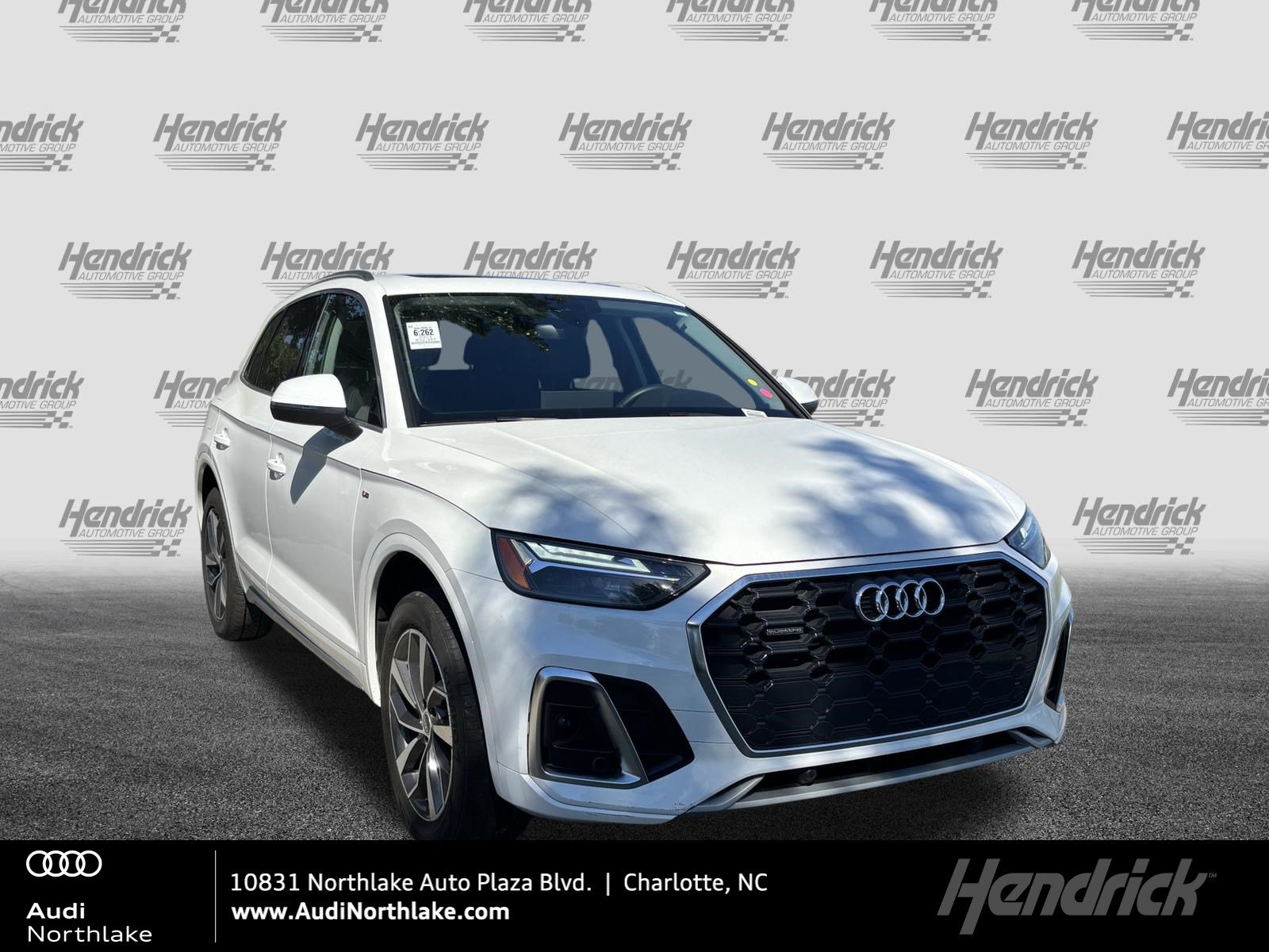Used 2023 Audi Q5 2.0T Premium w/ Convenience Package AWD/4WD image 1