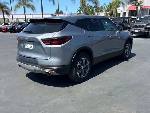 Used 2025 Chevrolet Blazer LT image 8