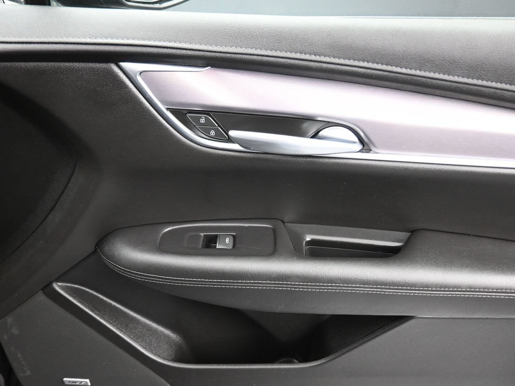 Used 2020 Cadillac XT5 Luxury FWD image 39