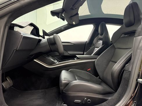Used 2025 Tesla Model S Plaid AWD/4WD image 15