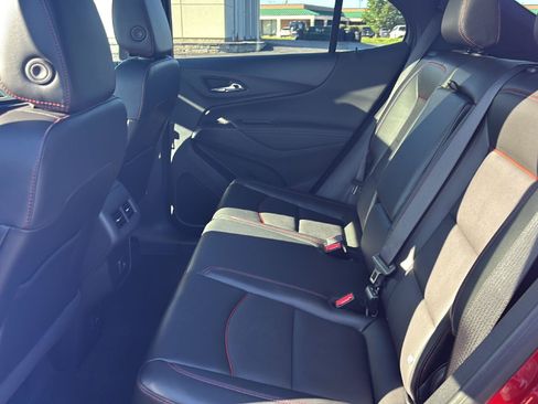 Used 2024 Chevrolet Equinox RS w/ RS Leather Package AWD/4WD image 30