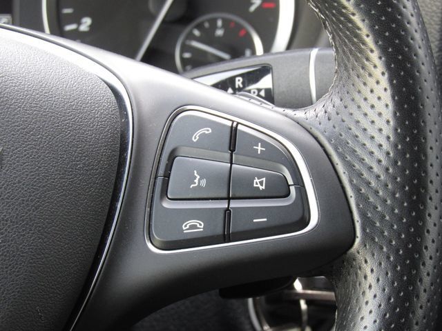 Used 2023 Mercedes-Benz Metris Passenger image 26