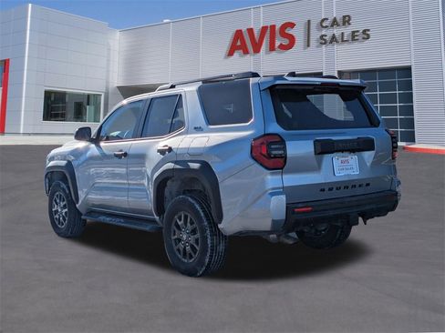 Used 2025 Toyota 4Runner SR5 image 3
