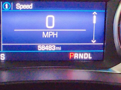 Used 2023 Chevrolet Equinox RS image 30