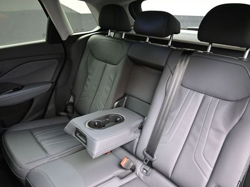 New 2026 Audi Q3 quattro 2.0T AWD/4WD image 20