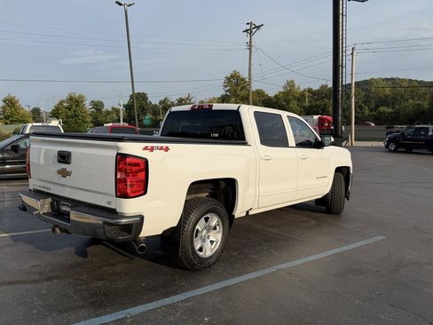 Used 2018 Chevrolet Silverado 1500 LT w/ All Star Edition AWD/4WD image 3
