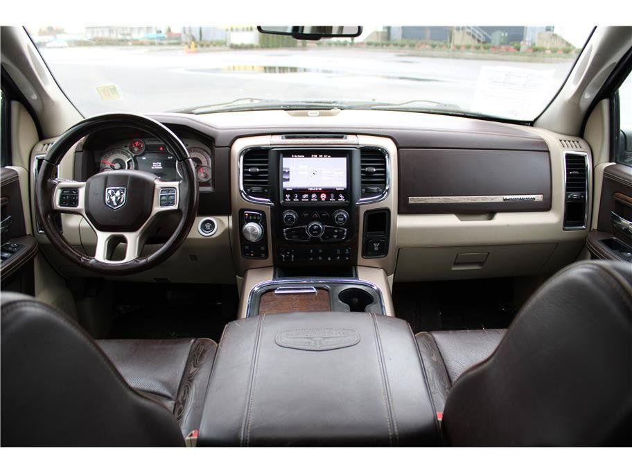 Used 2015 RAM 1500 Laramie Longhorn w/ Convenience Group AWD/4WD image 10