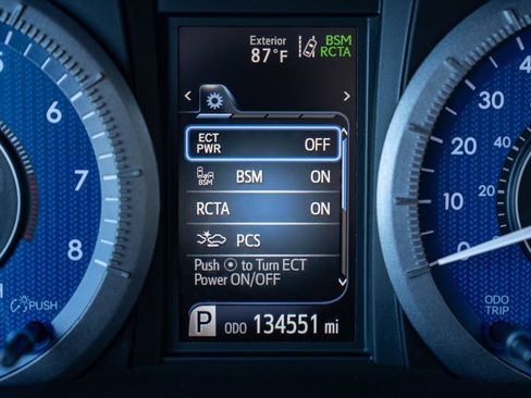 Used 2020 Toyota Sienna XLE FWD image 19