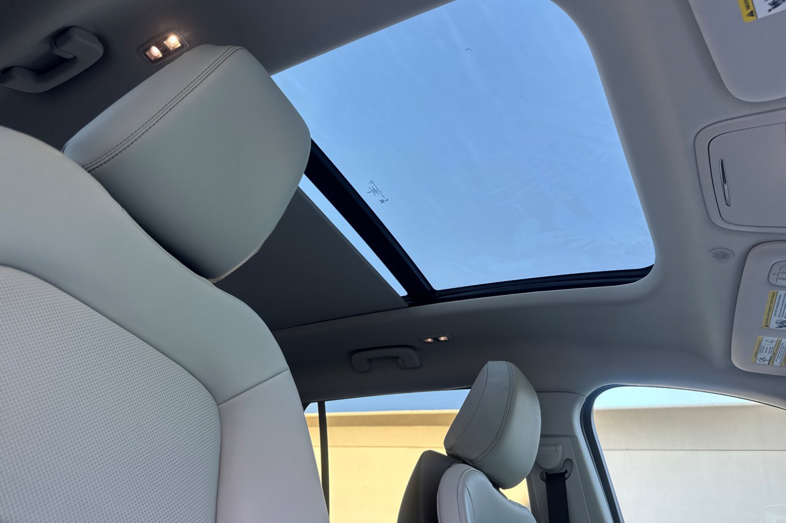 Used 2026 Lincoln Aviator AWD w/ Jet Appearance Package image 17