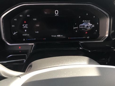 Used 2026 GMC Sierra 1500 Elevation AWD/4WD image 11