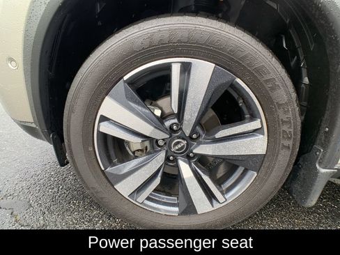 Certified 2023 Nissan Rogue Platinum w/ Platinum Premium Package AWD/4WD image 40