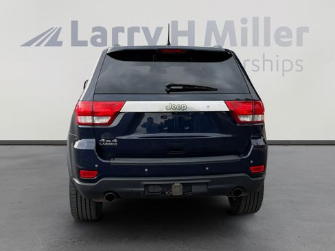 Used 2012 Jeep Grand Cherokee Laredo image 4