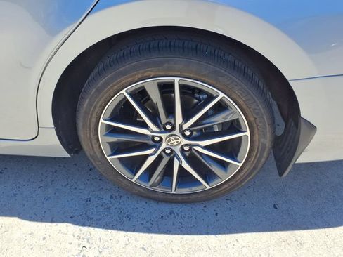 Used 2023 Toyota Camry XLE w/ Cold Weather Package FWD image 27