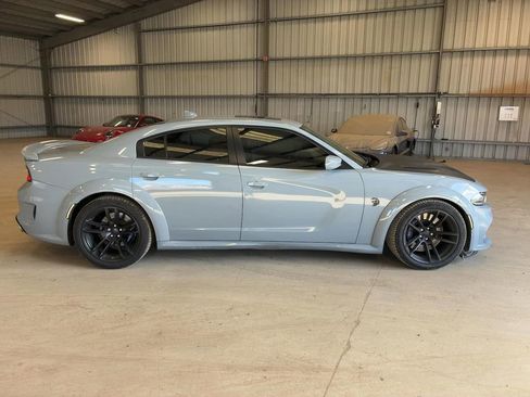 Used 2022 Dodge Charger SRT Hellcat w/ Harman/Kardon Audio Group image 5
