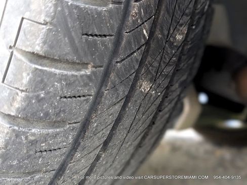 Used 2009 Dodge Challenger R/T image 96