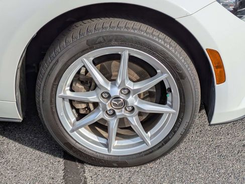 Used 2017 MAZDA MX-5 Miata Sport image 17