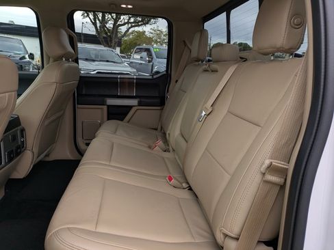 Used 2017 Ford F150 Lariat image 19