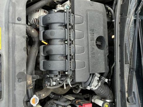 Used 2016 Nissan Sentra SV FWD image 23