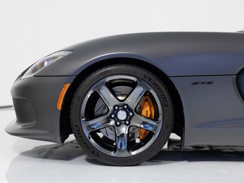 Used 2014 SRT Viper GTS RWD image 6
