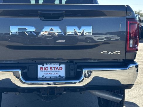 New 2026 RAM 2500 Tradesman AWD/4WD image 11