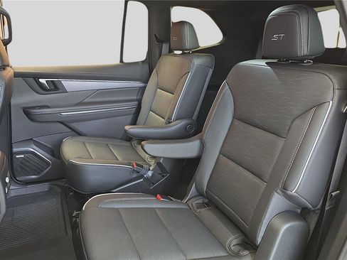 New 2026 Buick Enclave Sport Touring w/ Power Package image 18