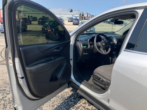 Used 2019 Chevrolet Equinox LT FWD image 9