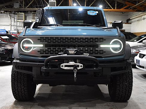 Used 2023 Ford Bronco Everglades image 3