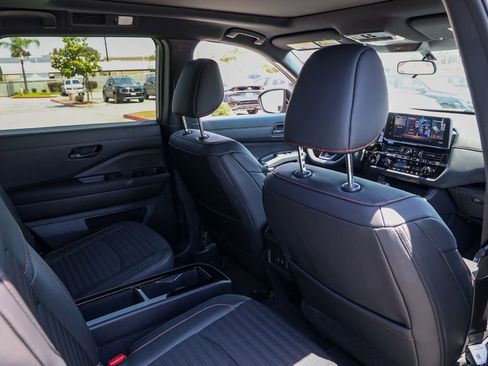 New 2026 Nissan Pathfinder Rock Creek AWD/4WD image 17