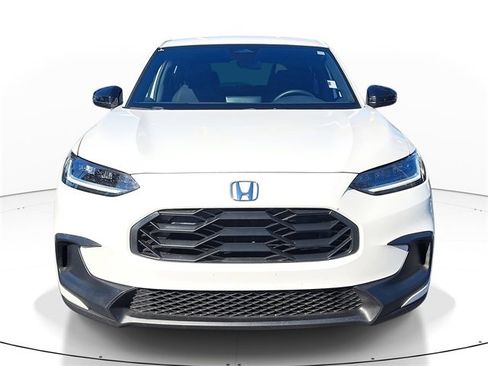 Used 2025 Honda HR-V Sport image 2