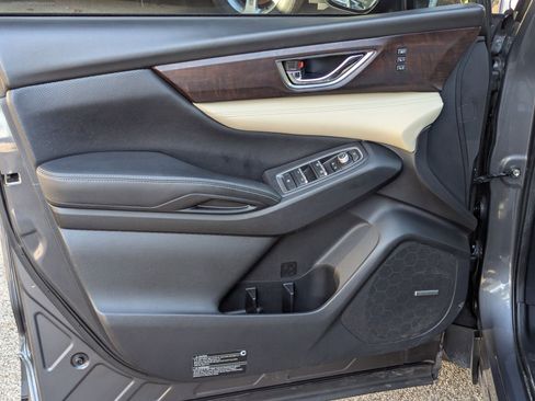 Used 2021 Subaru Ascent Touring w/ Popular Package #2A image 11