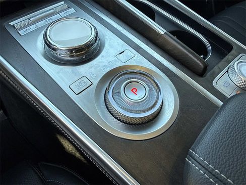 Used 2024 Genesis GV80 2.5T image 23