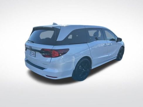 Used 2023 Honda Odyssey Sport image 6