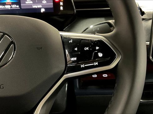 New 2025 Volkswagen ID. Buzz Pro S image 18