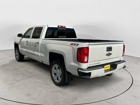 Used 2017 Chevrolet Silverado 1500 LTZ Z71 w/ LTZ Plus Package AWD/4WD image 7