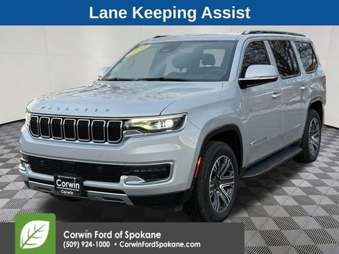 Used 2022 Jeep Wagoneer Series III w/ Flexible Seating Group image 5