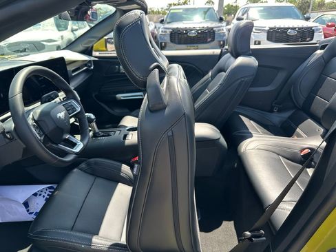 New 2025 Ford Mustang Premium image 27