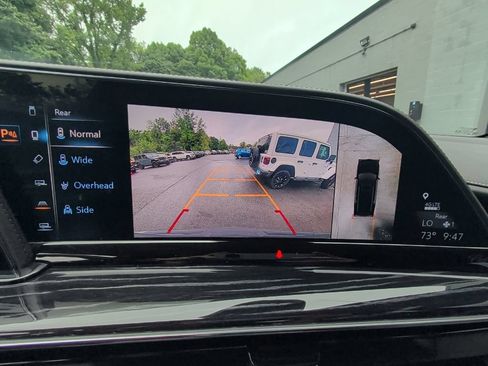 Used 2021 Cadillac Escalade Sport w/ LPO, ONYX Package AWD/4WD image 26