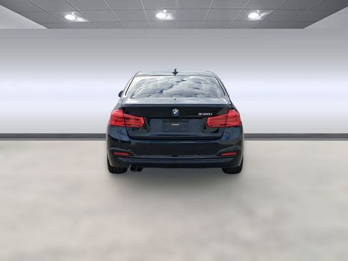 Used 2018 BMW 330i Sedan image 10