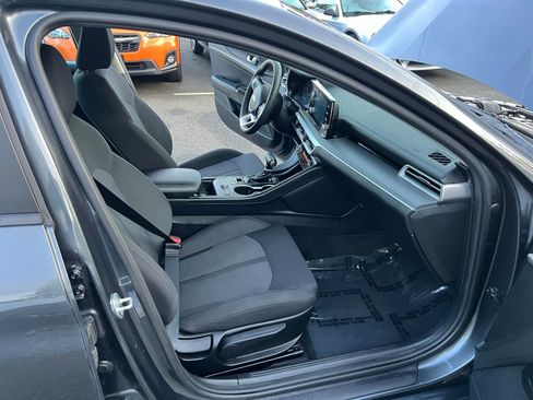 Used 2021 Kia K5 LXS image 27