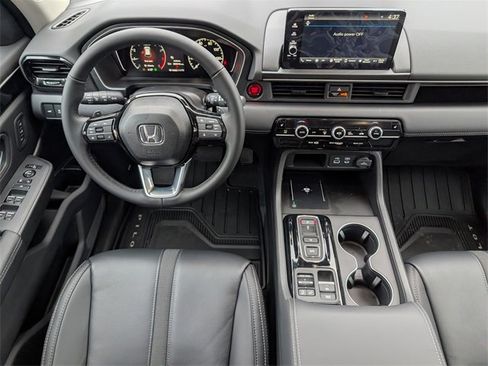 New 2025 Honda Pilot EX-L image 6