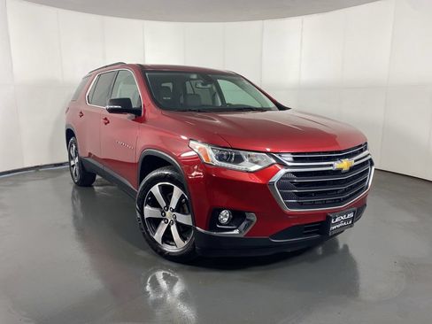 Used 2019 Chevrolet Traverse LT w/ LT Premium Package FWD image 5